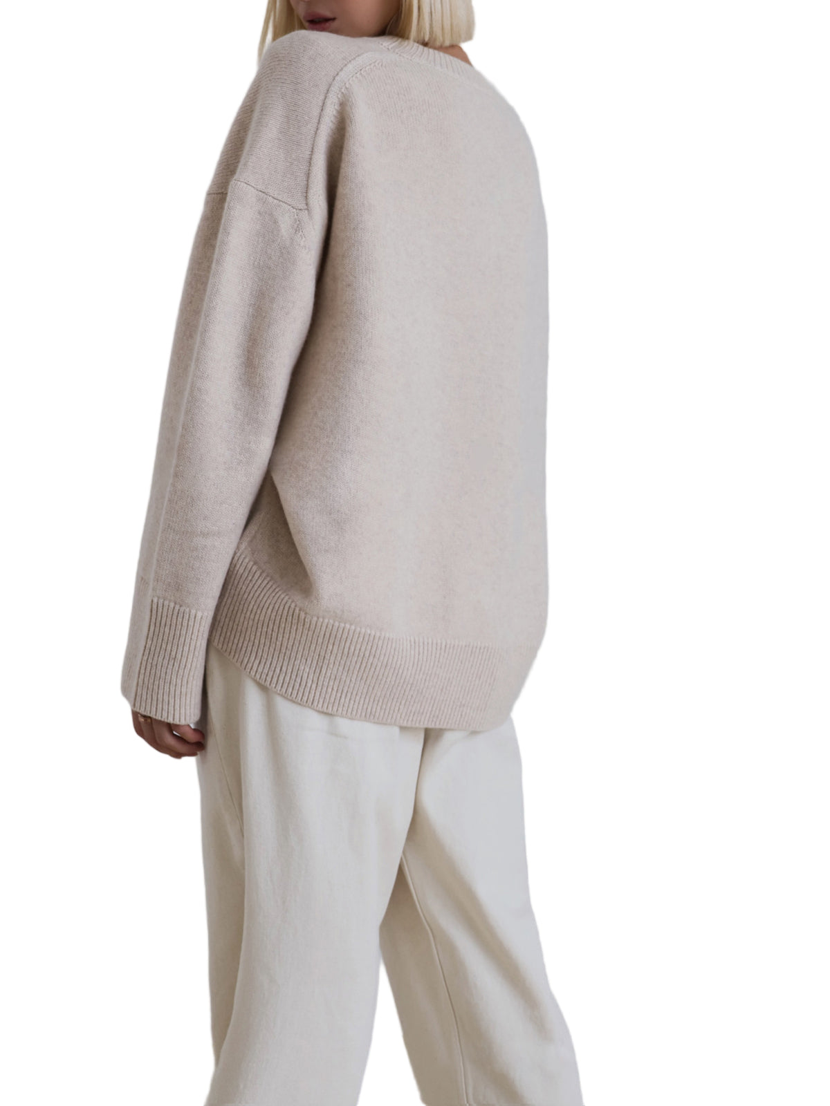 Oversized Knit Pullover Sweater with Classic Neckline