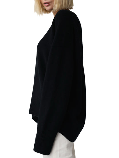 Oversized Knit Pullover Sweater with Classic Neckline