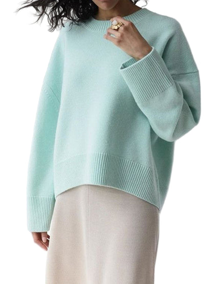 Oversized Knit Pullover Sweater with Classic Neckline