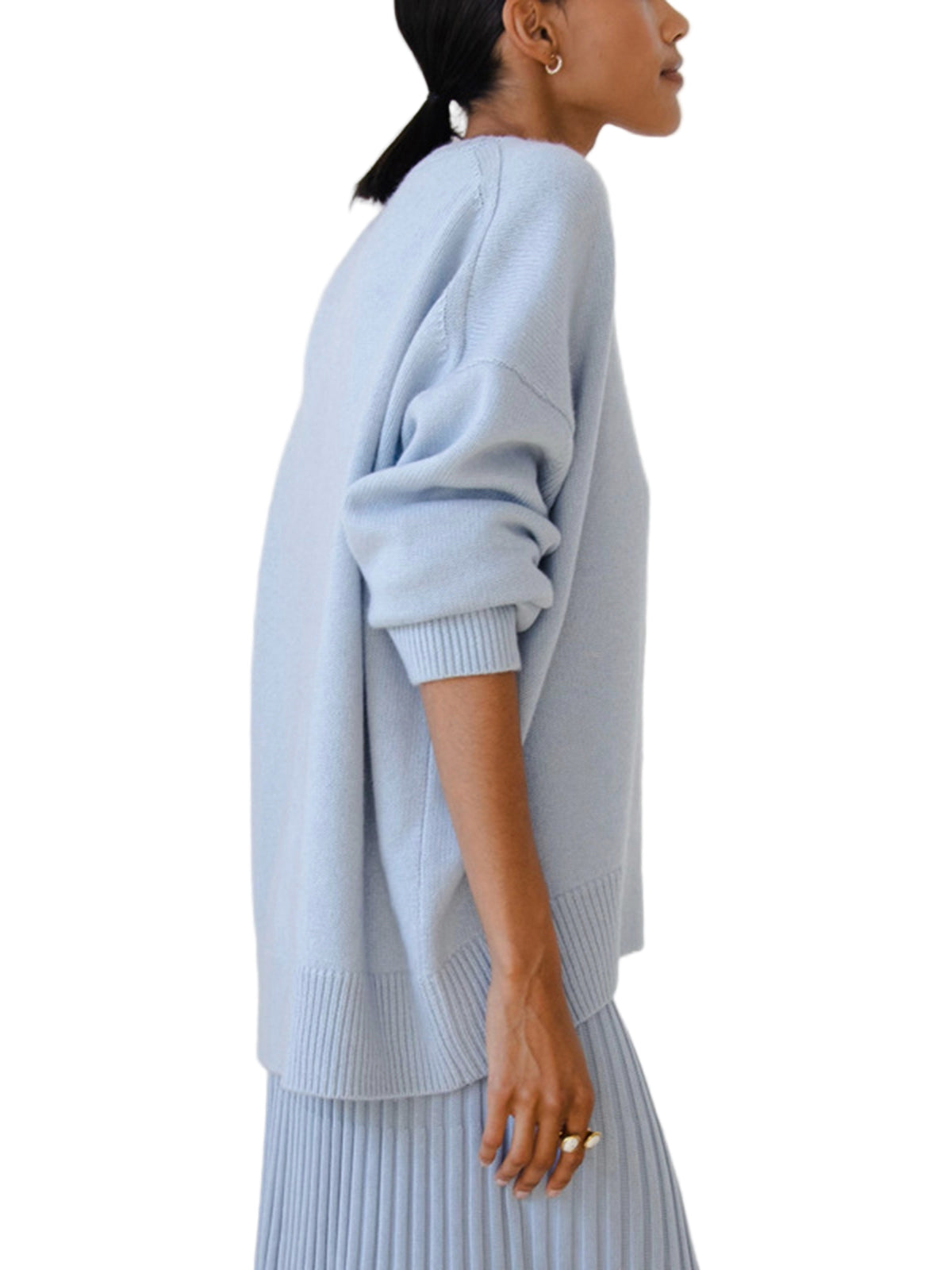 Oversized Knit Pullover Sweater with Classic Neckline