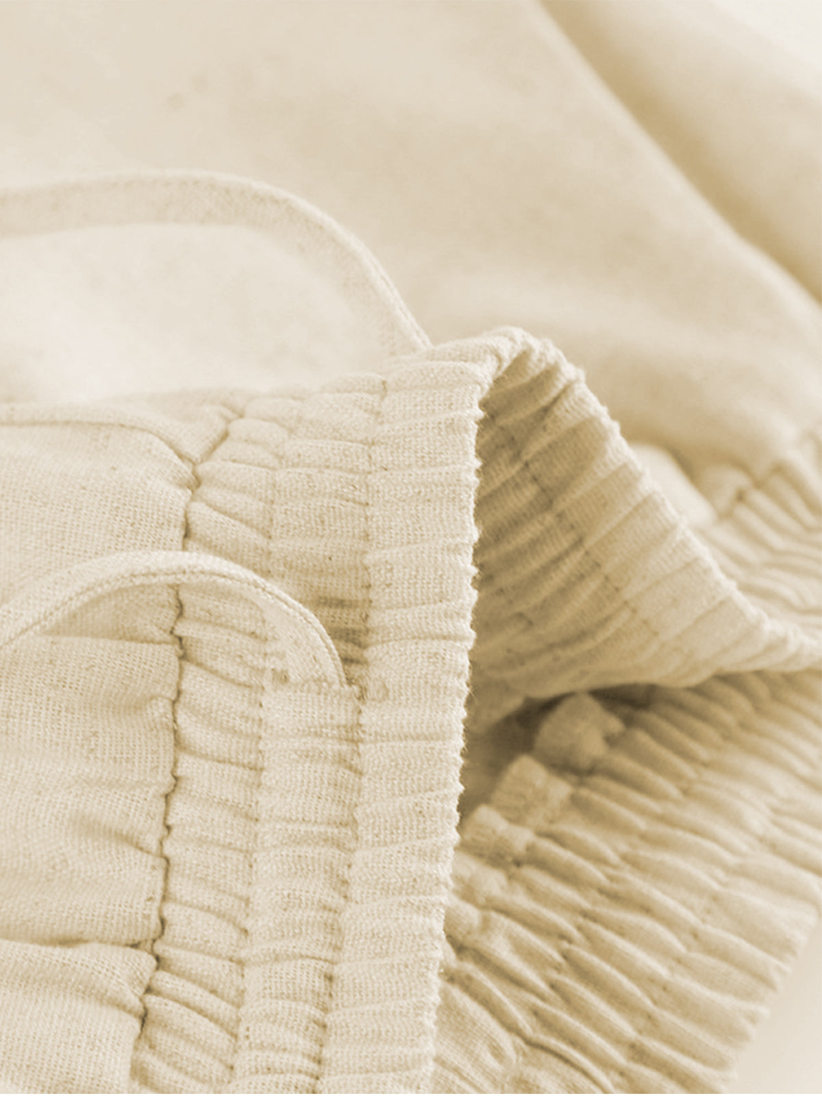 Sleeveless Crop Top and Wide-Leg Pants Co-Ord Set in Linen-Blend Material