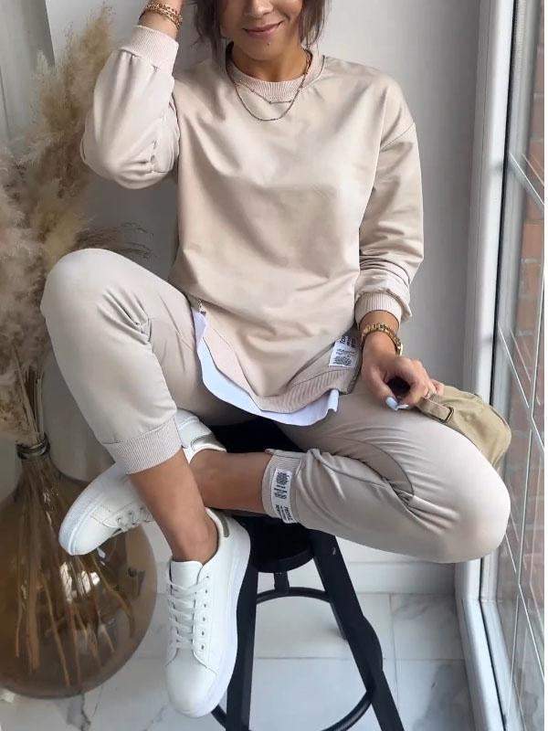 Relaxed Two-Piece Tracksuit with Long Sleeves and Ribbed Hem